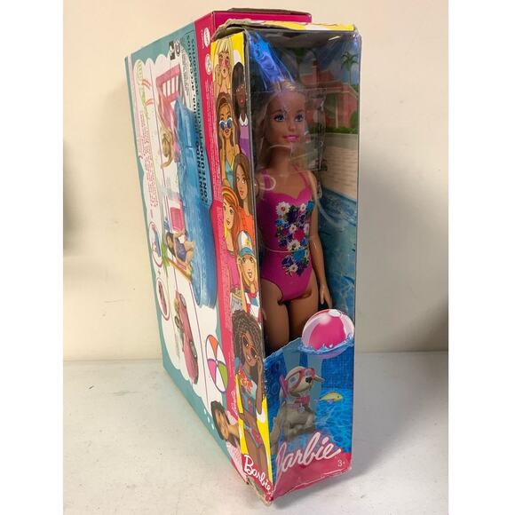 Barbie Glam Pool & Slide with Chairs, Chandelier & Smoothie with Barbie Doll - Picture 5 of 5